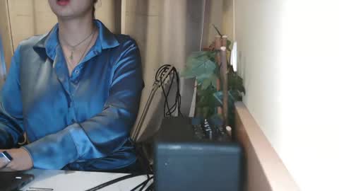 Snapshot of electrocute_me chatting on 01/20/25, 12:49 Julia Follow me on Onlyfansju grosroberts online show from 01/20/25, 12:49