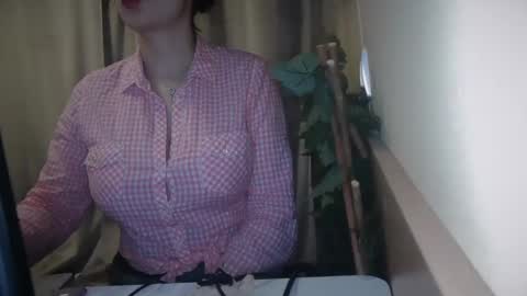 Snapshot of electrocute_me chatting on 02/23/25, 09:26 Julia Follow me on Onlyfansju grosroberts online show from 02/23/25, 09:26
