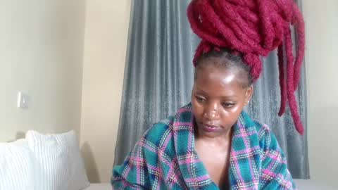 Snapshot of elegant_ebony chatting on 01/25/25, 09:15 Nika online show from 01/25/25, 09:15