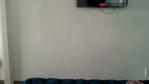 Snapshot of elegentaura chatting on 09/10/25, 07:08 Kaykay online show from 09/10/25, 07:08