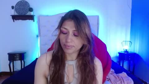 Snapshot of elena_detroya_ chatting on 01/09/25, 11:58 Elena online show from 01/09/25, 11:58
