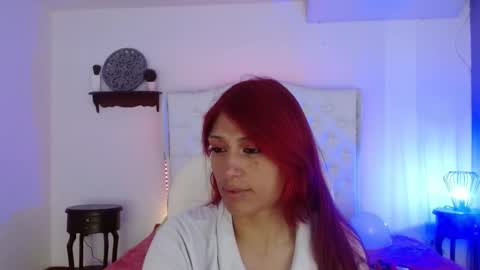 Snapshot of elena_detroya_ chatting on 01/23/25, 11:58 Elena online show from 01/23/25, 11:58