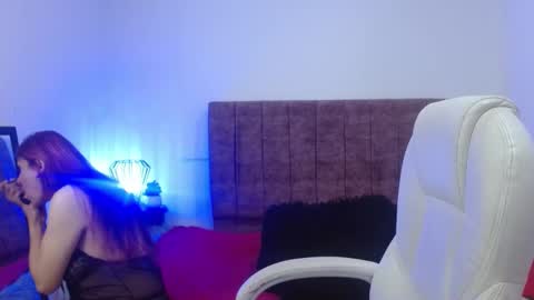 Snapshot of elena_detroya_ chatting on 03/10/25, 12:48 Elena online show from 03/10/25, 12:48