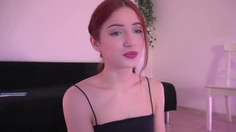 Snapshot of elena_li chatting on 03/10/25, 12:07 elena_li online show from 03/10/25, 12:07