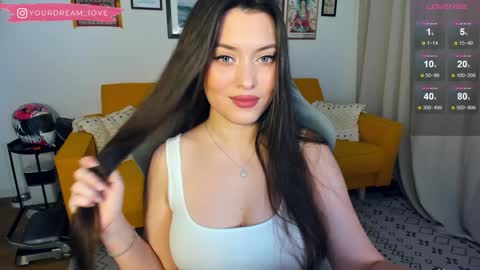 Snapshot of elenalooove chatting on 02/06/25, 03:09 Elena insta yourdream 1ove online show from 02/06/25, 03:09