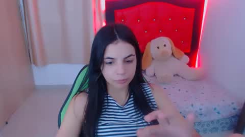 Snapshot of elenna_hotx chatting on 12/05/24, 05:39 agnes online show from 12/05/24, 05:39