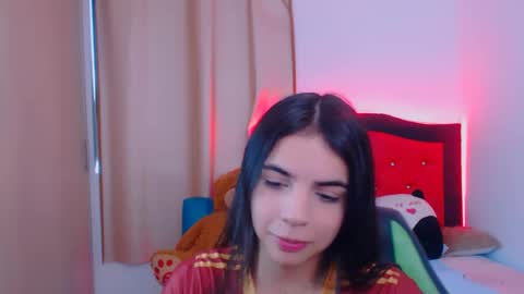 Snapshot of elenna_hotx chatting on 01/20/25, 06:43 agnes online show from 01/20/25, 06:43