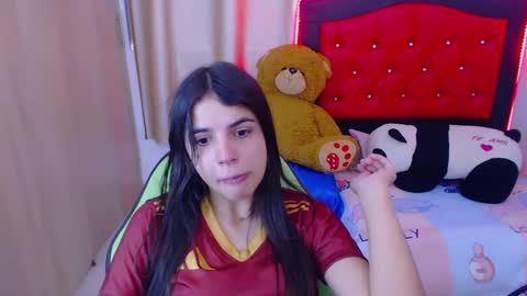 Snapshot of elenna_hotx chatting on 02/03/25, 06:17 agnes online show from 02/03/25, 06:17