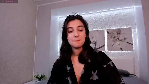 Snapshot of elfy_rare chatting on 10/04/25, 02:59 Elfy online show from 10/04/25, 02:59