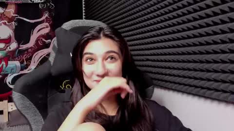 Elfy online show from 11/21/25, 09:46