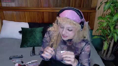 Snapshot of eli666uwu chatting on 10/08/25, 01:03 eli666uwu online show from 10/08/25, 01:03