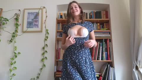 Snapshot of eli_sun chatting on 02/06/25, 12:59 ELI Guys Im immersed in my studies its time for exams. I hope to be here on Friday online show from 02/06/25, 12:59