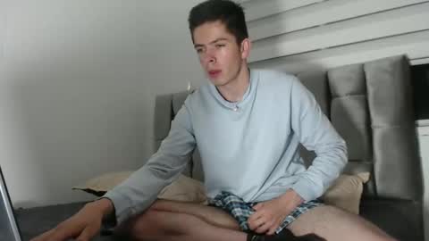 Elian online show from 12/12/24, 02:15