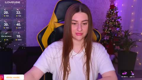 Elina online show from 12/19/24, 06:56