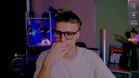 eliot_meow online show from 09/22/25, 06:59