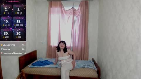 Snapshot of elis_gabbi chatting on 01/18/25, 02:25 Elis online show from 01/18/25, 02:25