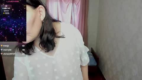 Snapshot of elis_gabbi chatting on 01/20/25, 03:15 Elis online show from 01/20/25, 03:15