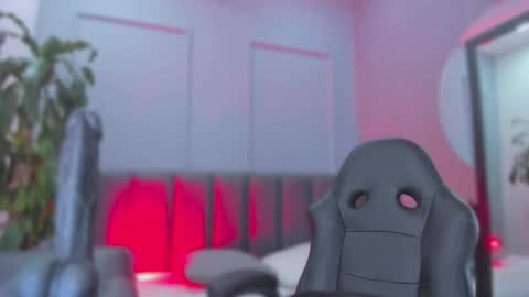 Snapshot of elisa_castrillon chatting on 10/09/25, 08:29 Elisa online show from 10/09/25, 08:29