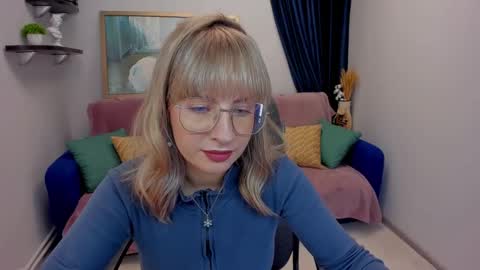 Snapshot of elisabethmills chatting on 01/31/25, 09:27 Elisabeth online show from 01/31/25, 09:27