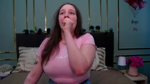 Snapshot of elisaminix_ chatting on 02/23/25, 10:39 Elison online show from 02/23/25, 10:39