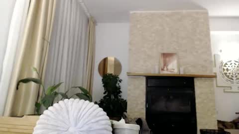 elise_bliss69 online show from 11/22/25, 05:23