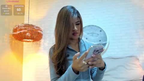 Elise diamond online show from 10/24/25, 11:34