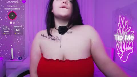 Snapshot of eliss_mystery chatting on 11/14/25, 03:22 Eliss online show from 11/14/25, 03:22