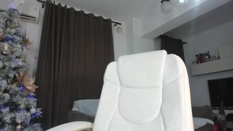 Elisa  Promotion   online show from 12/04/24, 01:14