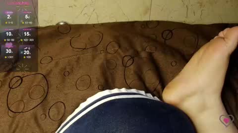 Eliss online show from 10/17/25, 06:05