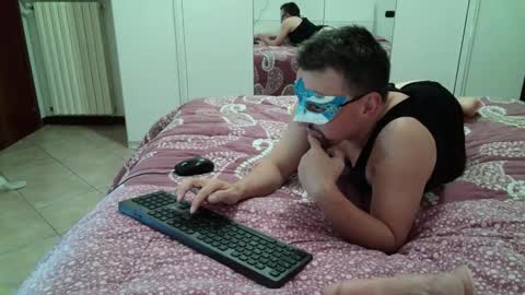 eliza___green online show from 10/30/25, 05:35