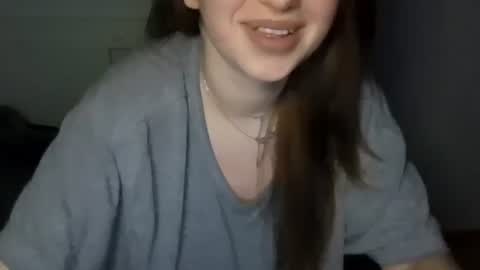 Snapshot of elizabet_18 chatting on 02/07/25, 12:20 Elizabet 18 online show from 02/07/25, 12:20