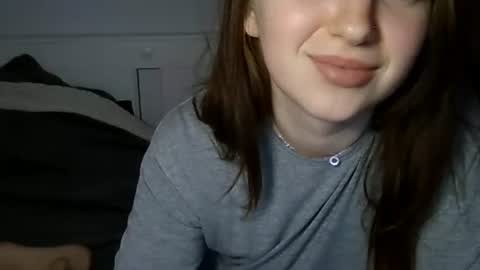 Snapshot of elizabet_18 chatting on 02/12/25, 11:20 Elizabet 18 online show from 02/12/25, 11:20