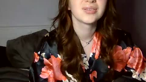 Snapshot of elizabet_18 chatting on 02/16/25, 11:05 Elizabet 18 online show from 02/16/25, 11:05