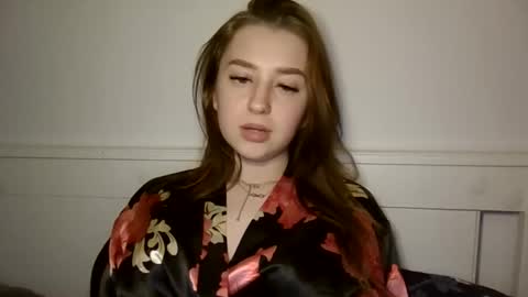 Snapshot of elizabet_18 chatting on 02/25/25, 11:55 Elizabet 18 online show from 02/25/25, 11:55