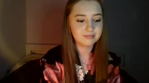 Snapshot of elizabet_18 chatting on 11/12/25, 08:52 Elizabet 18 online show from 11/12/25, 08:52