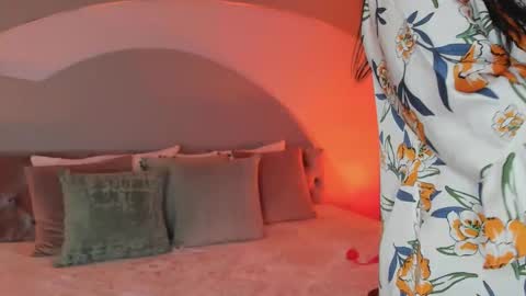 Eli online show from 10/24/25, 08:05