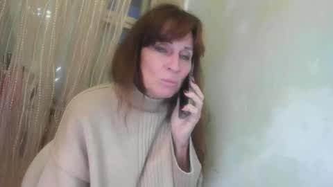 Snapshot of elizabeth_hottt chatting on 11/16/25, 01:28 elizabeth_hottt online show from 11/16/25, 01:28