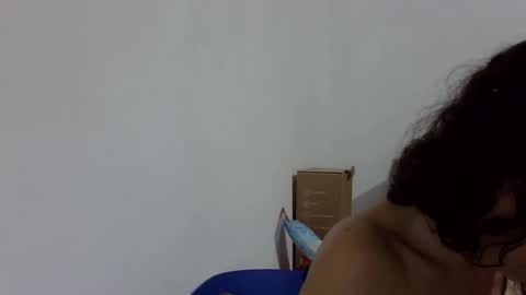 Elizabeth Martinez  online show from 11/11/25, 06:52