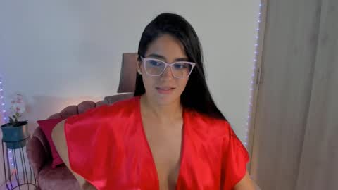 Snapshot of elizabetharo chatting on 03/01/25, 05:42 Eliza online show from 03/01/25, 05:42