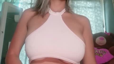 Lizzy online show from 10/14/25, 02:18