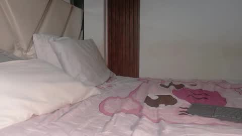 Lizzy online show from 10/22/25, 11:04