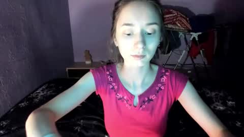 Snapshot of elizabethrice chatting on 10/12/25, 04:17 elizabethrice online show from 10/12/25, 04:17