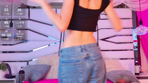 Snapshot of elizabetthkitty chatting on 12/04/24, 01:25 Elizabet online show from 12/04/24, 01:25