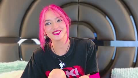 Snapshot of elizabetthkitty chatting on 01/24/25, 07:07 Elizabet online show from 01/24/25, 07:07