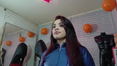 Snapshot of elizatex chatting on 10/21/25, 10:21 online show from 10/21/25, 10:21