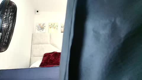 Eliza online show from 11/12/25, 11:32