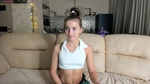 Eliz                               online show from 03/09/25, 05:06