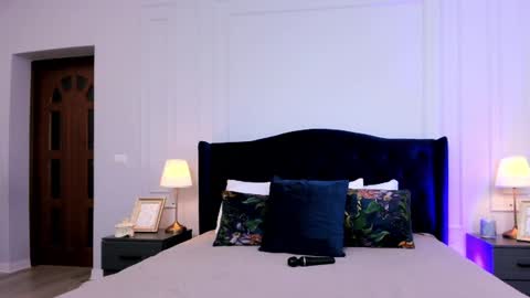 Emma  online show from 01/11/25, 10:08