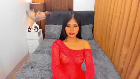 Snapshot of ella______ chatting on 12/28/24, 07:22 Ella online show from 12/28/24, 07:22