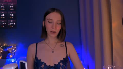 Snapshot of ellaamber chatting on 01/27/25, 05:25 ellaamber online show from 01/27/25, 05:25
